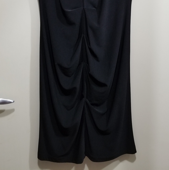 Short sleeves dress - Picture 2 of 5